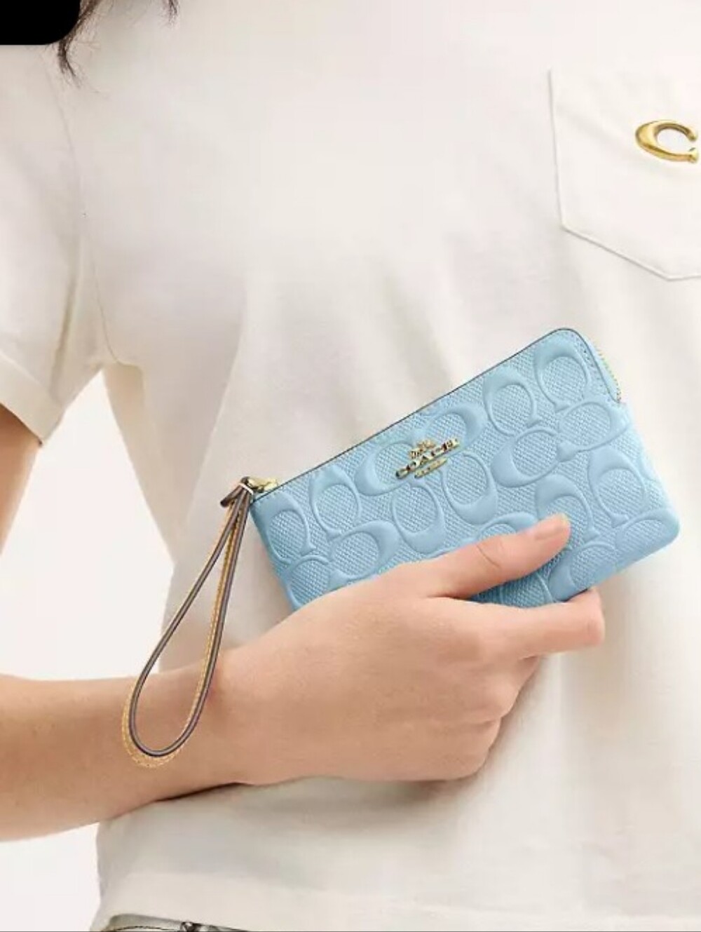 Coach- Corner Zip Embossed Wristlet Clutch (Light Blue 🩵) - Picture 1 of 9